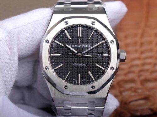 Replica Audemars Piguet Royal Oak 15400ST.OO.1220ST.01 ZF Factory Black Dial watch