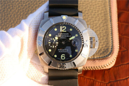 Replica Panerai Submersible PAM 00194 VS Factory Stainless Steel Strap watch