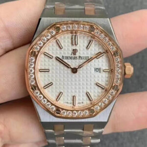 Replica Audemars Piguet Royal Oak 67651SR.ZZ.1261SR.01 JF Factory Diamond-Set Bezel Watch