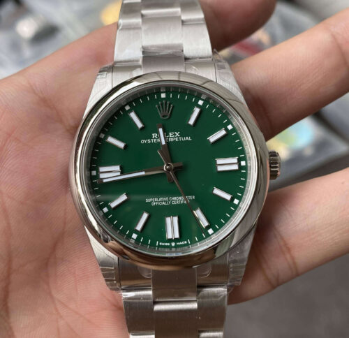 Replica Rolex Oyster Perpetual 41MM M124300-0005 VS Factory Green Dial Stainless Steel Watch