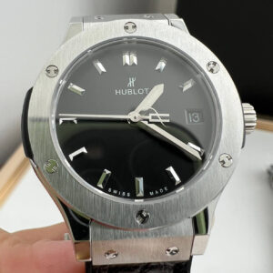 Replica Hublot Classic Fusion 33MM Quartz HB Factory Silver Bezel Black Strap Watch