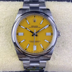 Replica Rolex Oyster Perpetual M124300-0004 41MM Clean Factory Yellow Stainless Steel Dial Watch